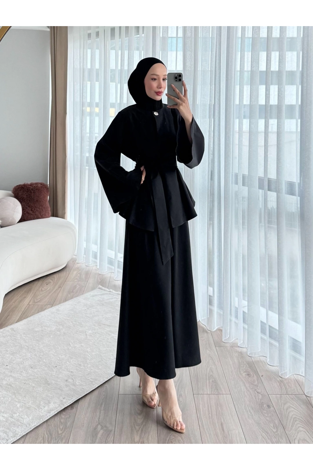 Kadın Siyah Kuşaklı Tesettür Elbise