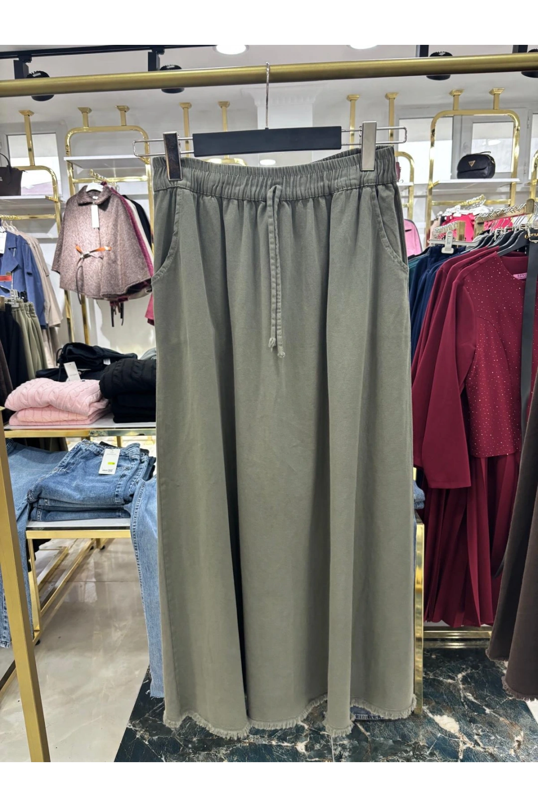 Mürdüm Kot Etek Moddelimiz