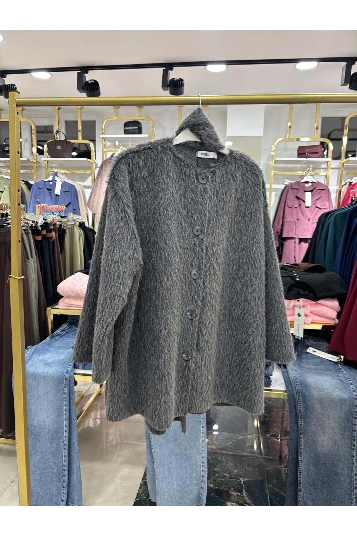 Gri Atkılı Kışlık Modelimiz