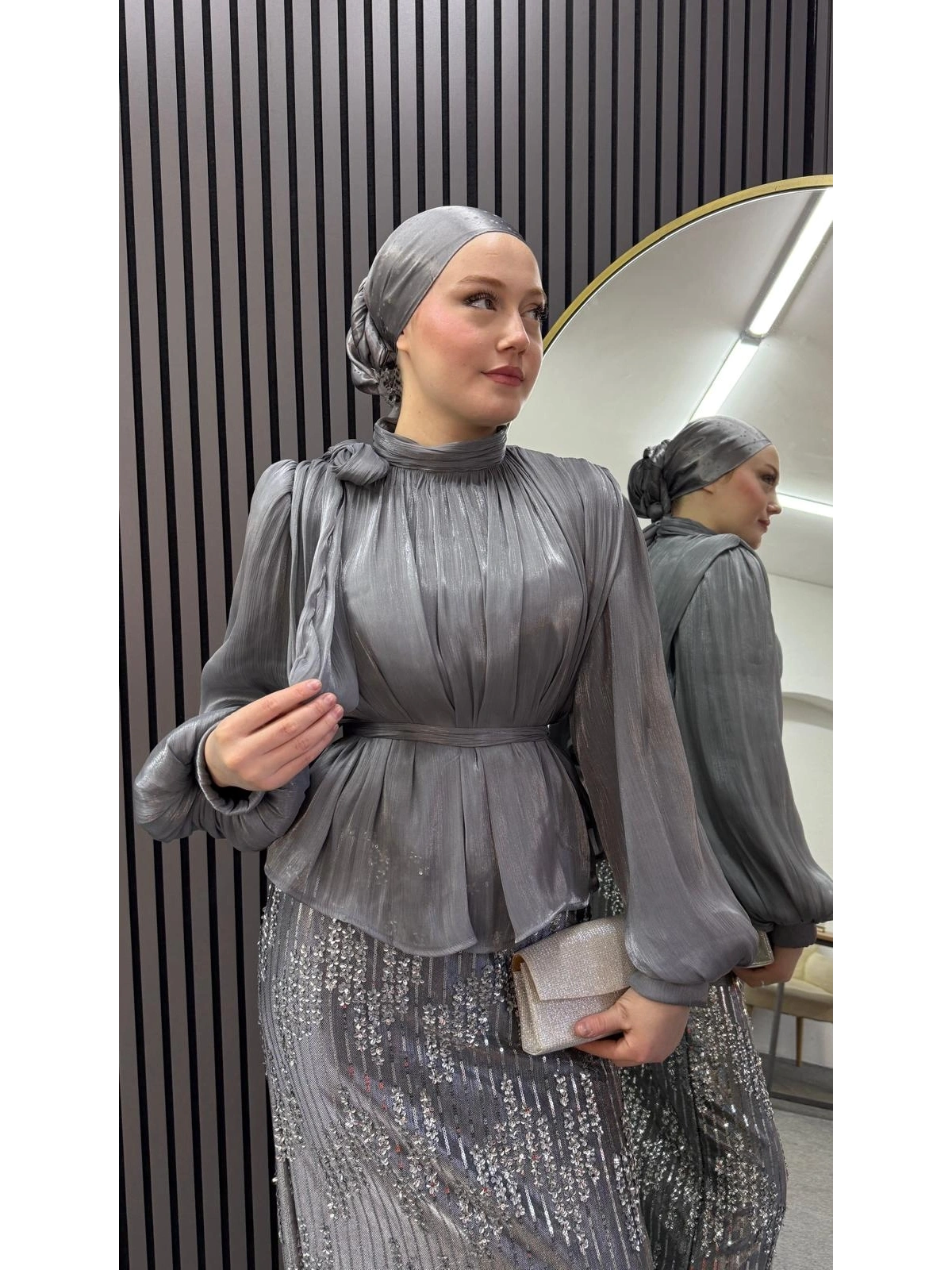 Gri Alya Tesettür Takım Modelimiz