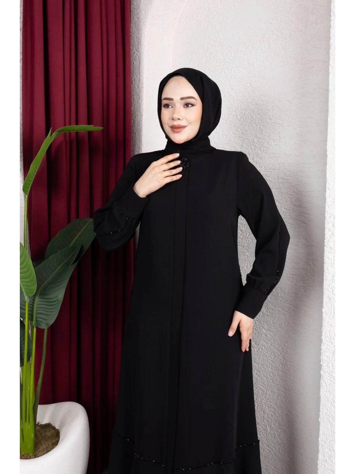 Siyah Adriana Kumaş Ferace Modelimiz