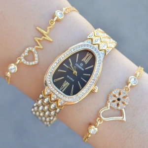Gold Metal Kordon Kadın Saat Kombini 3586