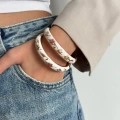 Beyaz Kuş Detaylı Mineli Kelepçe Bileklik