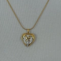 Çelik Kapaklı Kalpli Figür Kolye