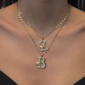 Çelik Melek Detaylı B Harfli Kolye