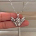 Çelik Melek Kolye