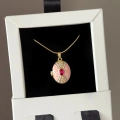 Çelik Pembe Taşlı Kapaklı Kolye