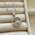 Çelik Silver Göz Detay Kolye