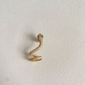 Earcuff Detaylı Yılan Küpe