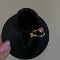 Gold Pembe Taş Detaylı Earcuff