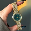 Gold Taşlı Yeşil Kol Saati