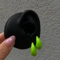 Neon Yeşil Detaylı Halka Küpe