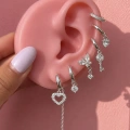 Silver Beyaz Kelebek Detaylı 6 Lı Küpe Seti