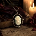 Vampir Katherine Cameo Kolye