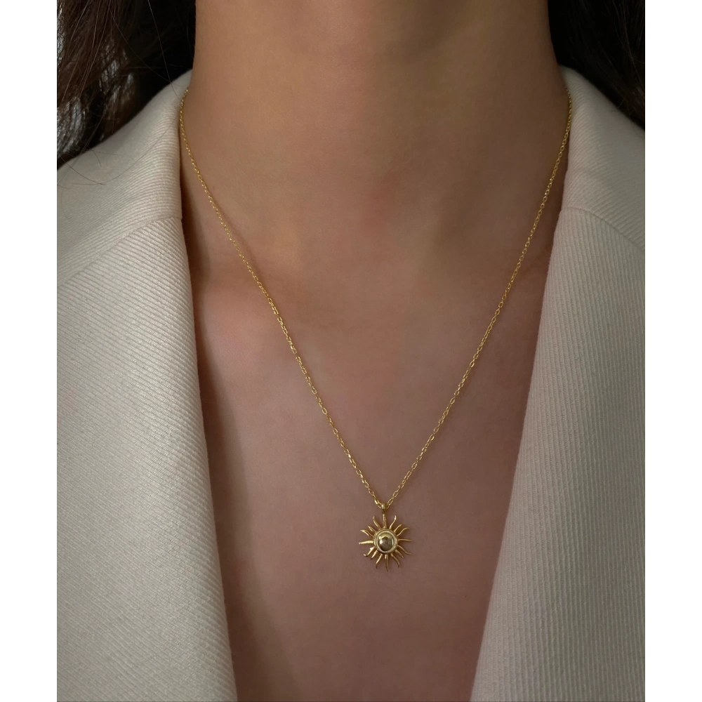 925 Ayar Gümüş Güneş Kolye