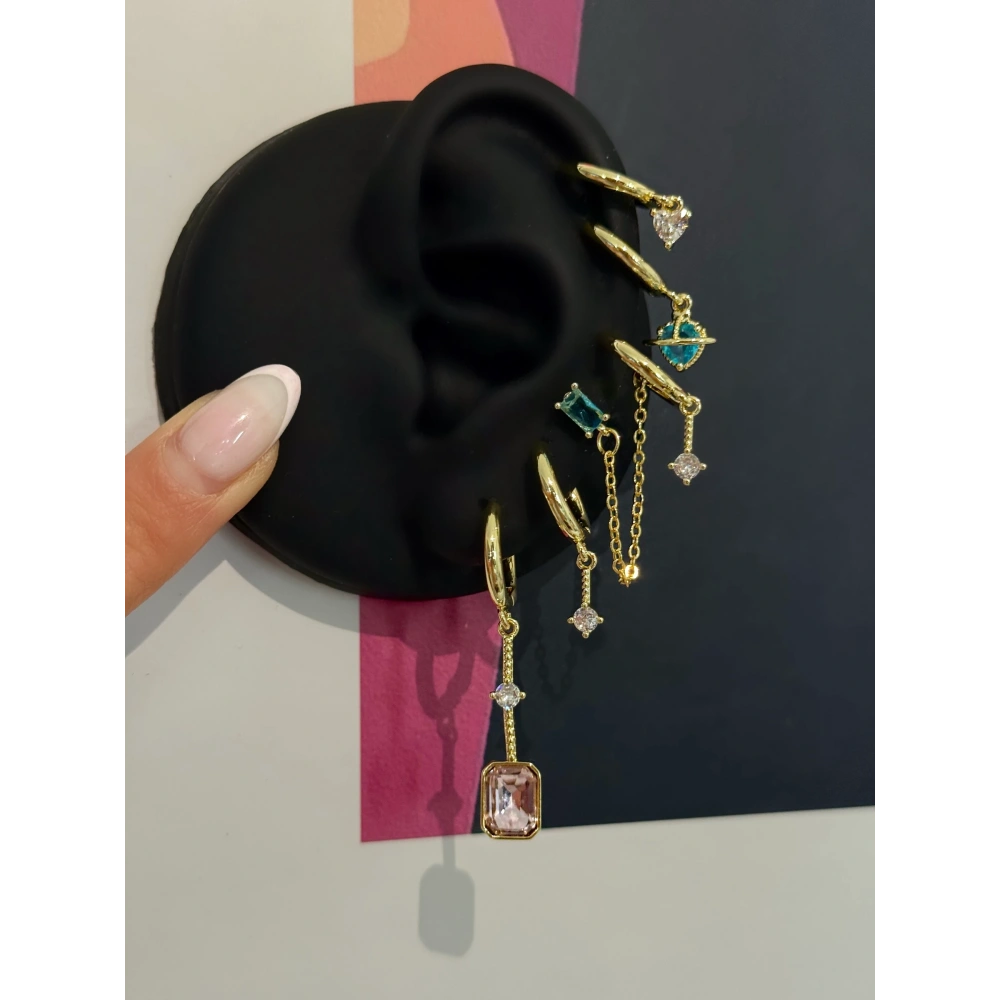 Baget Taşlı 6 Lı Küpe Seti