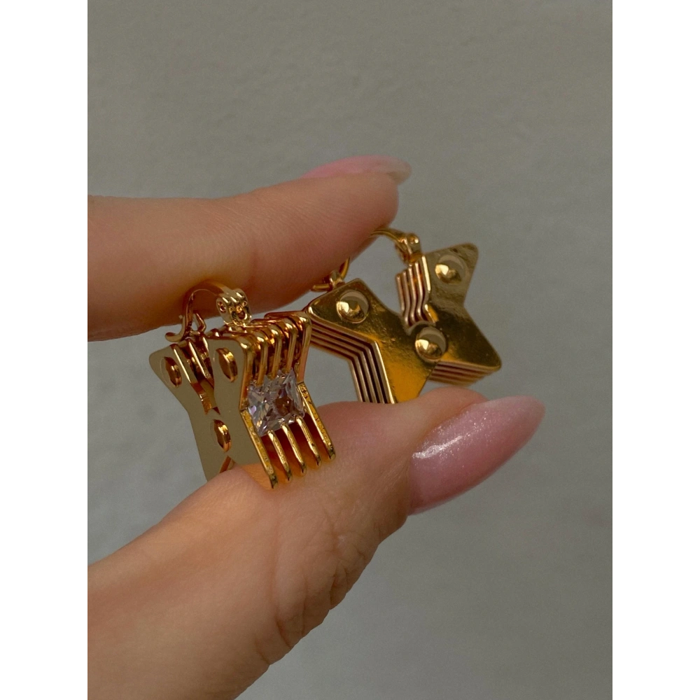 Çelik Baget Taşlı Yıldız Küpe