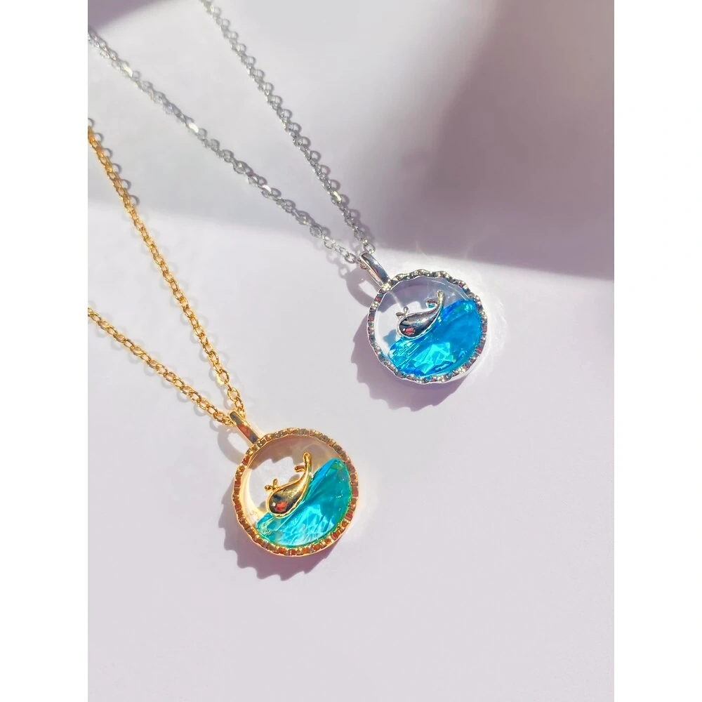 Çelik Balina Detay Kolye