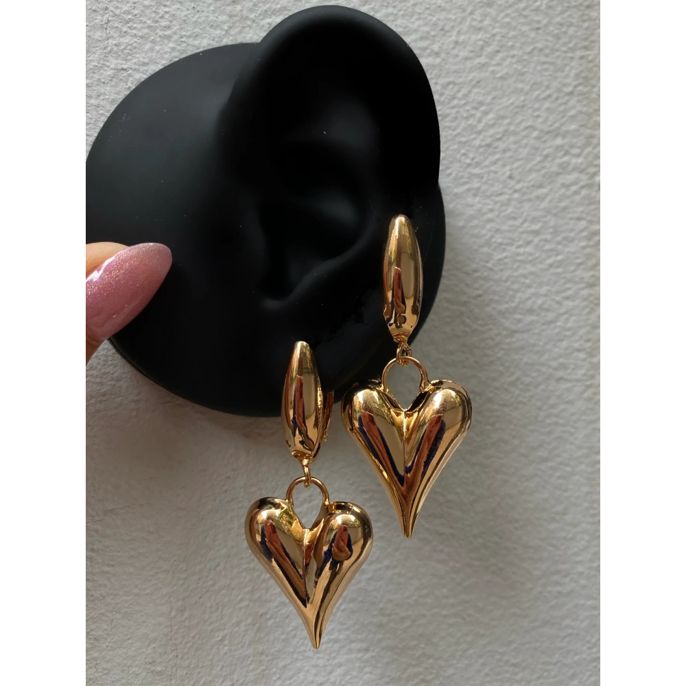 Çelik Bombeli Gold Tasarım Küpe