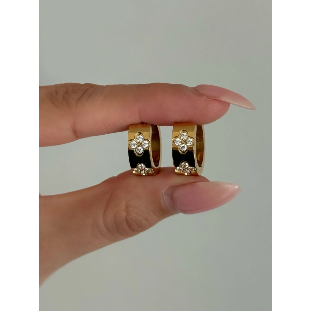 Çelik Çiçek Detay Minimal Halka Küpe