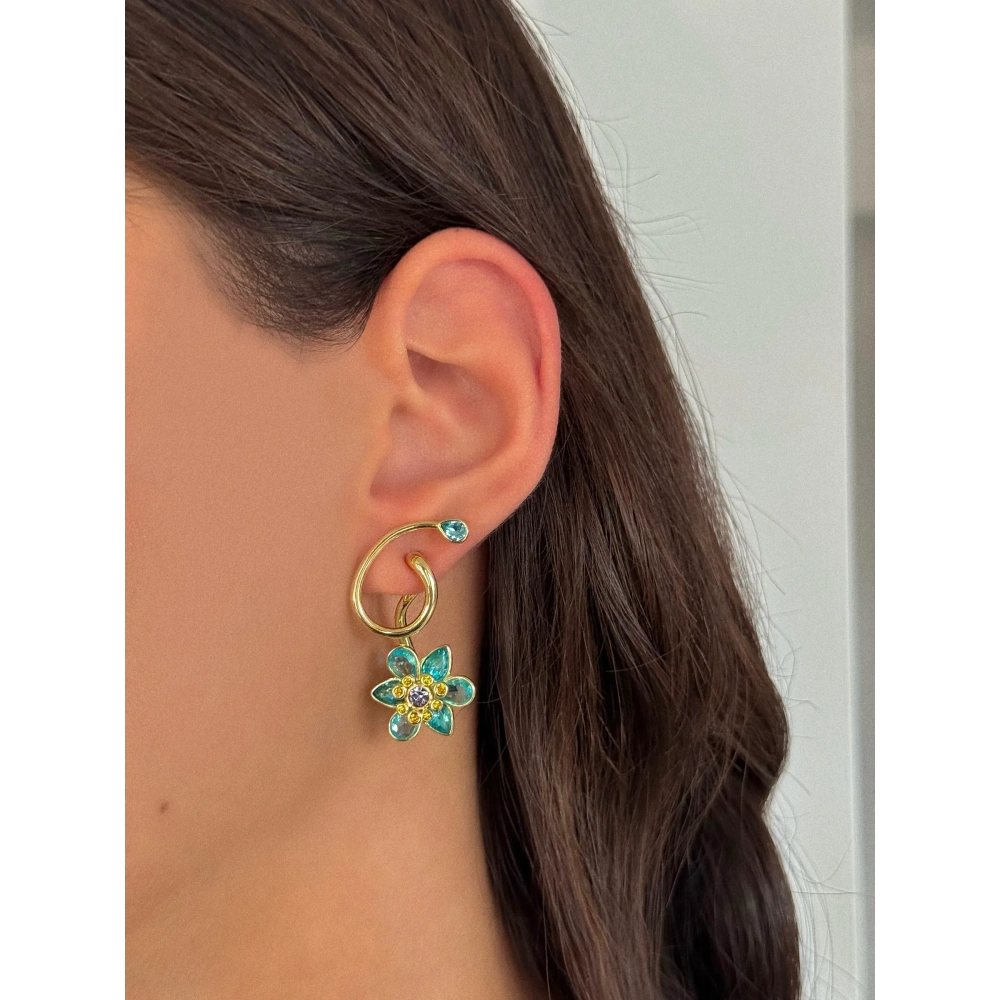 Çelik Çiçek Küpe