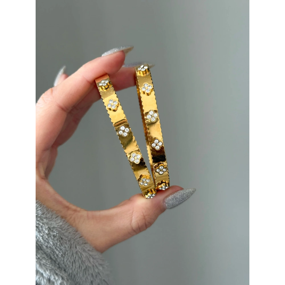 Çelik Çiçekli Kelepçe Bileklik