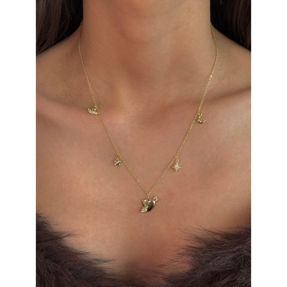 Çelik Gold Kalp Detaylı Charmlı Kolye