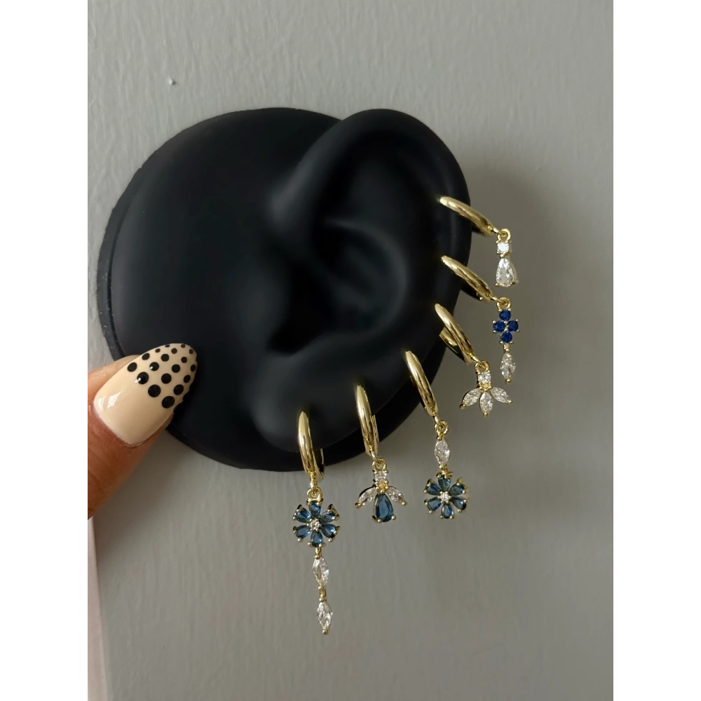 Çelik Gold Lacivert Çiçekli 6 Lı Küpe Seti