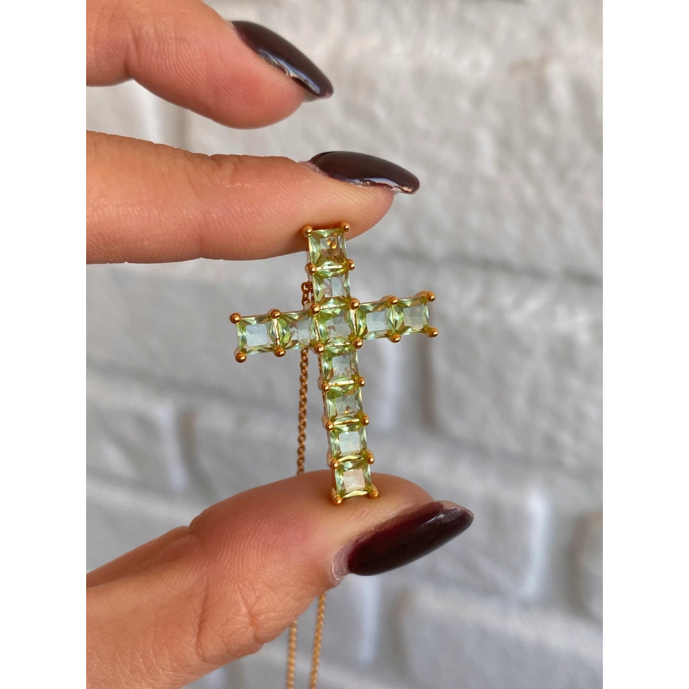 Çelik Gold Yeşil Taşlı Haç Kolye