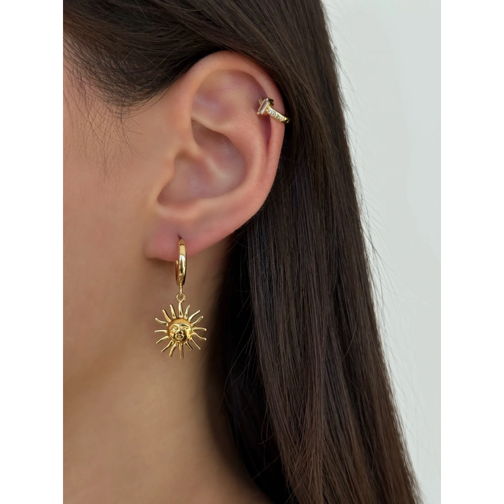 Çelik Güneş Küpe