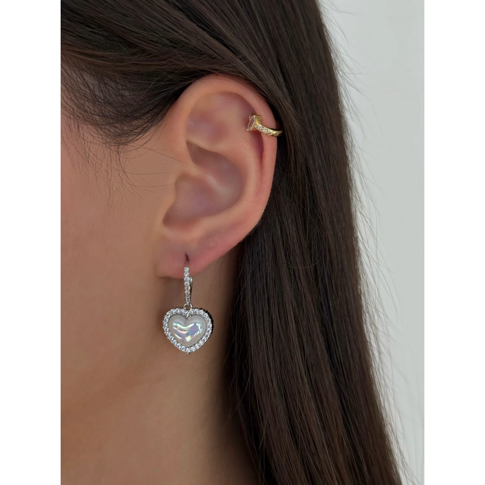 Çelik Hologramlı Kalp Küpe