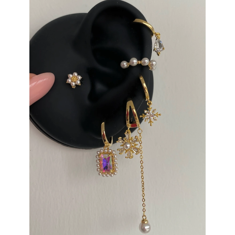 Çelik İnci Detay 6 lı Küpe Seti