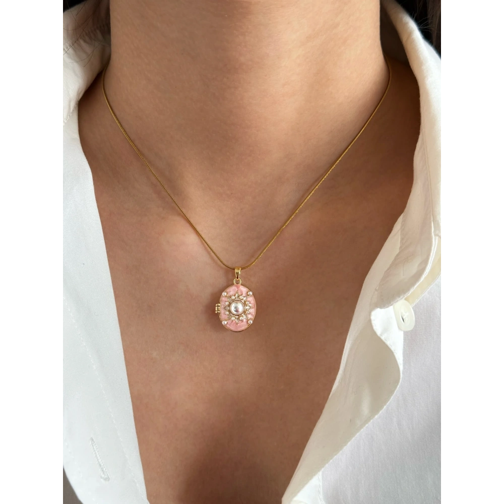 Çelik İnci Detaylı Kapaklı Kolye