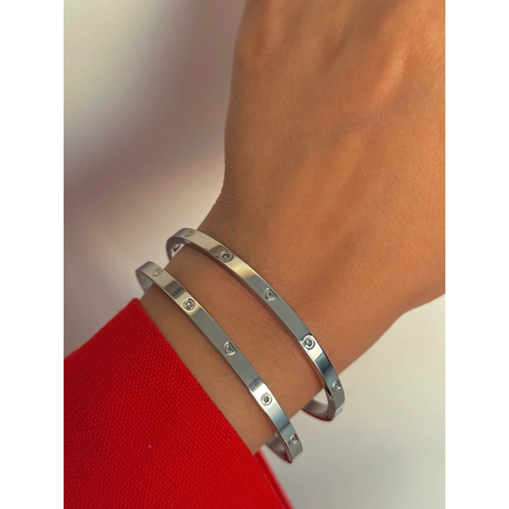 Çelik Kalp Detay Kelepçe Bileklik