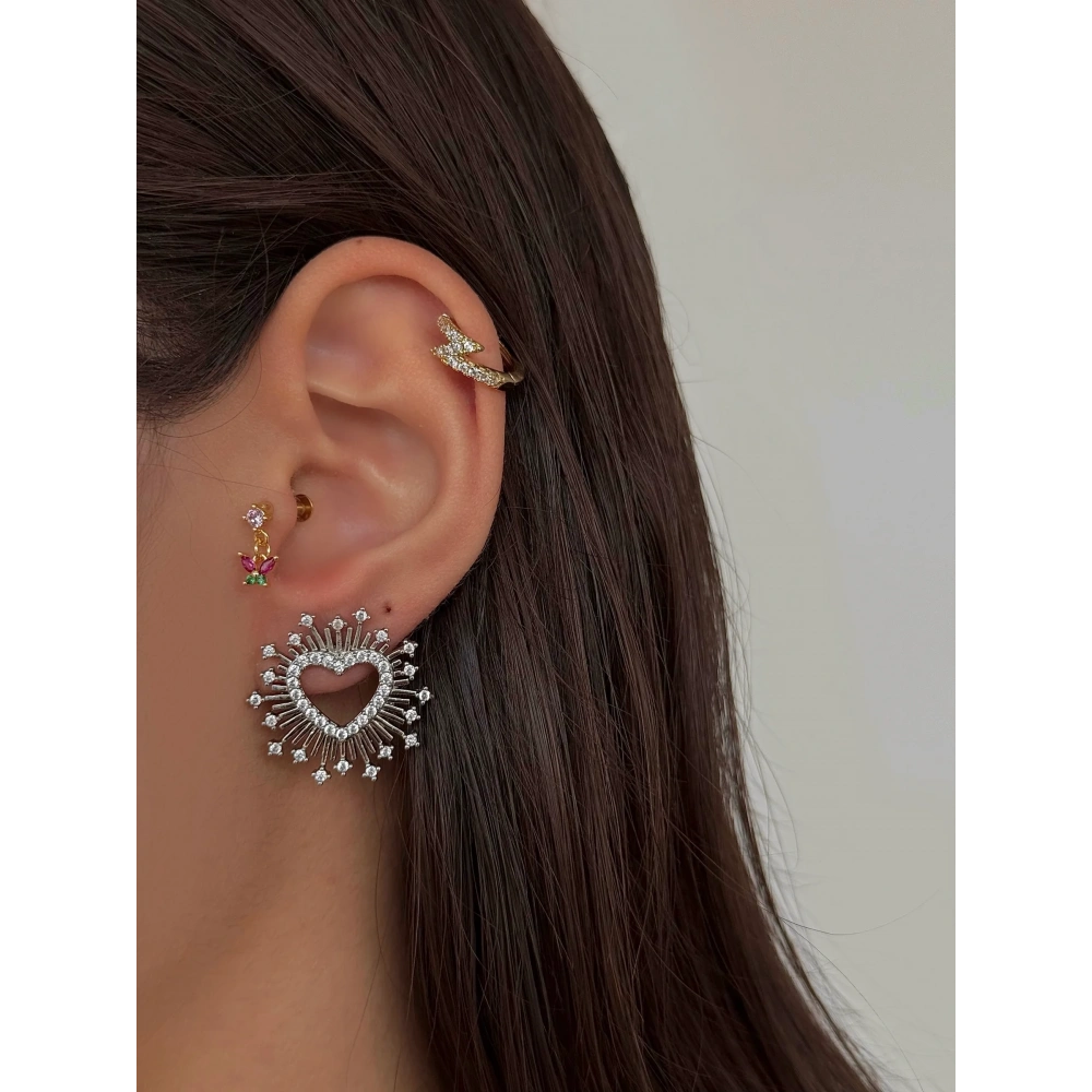 Çelik Kalpli Işıltılı Küpe