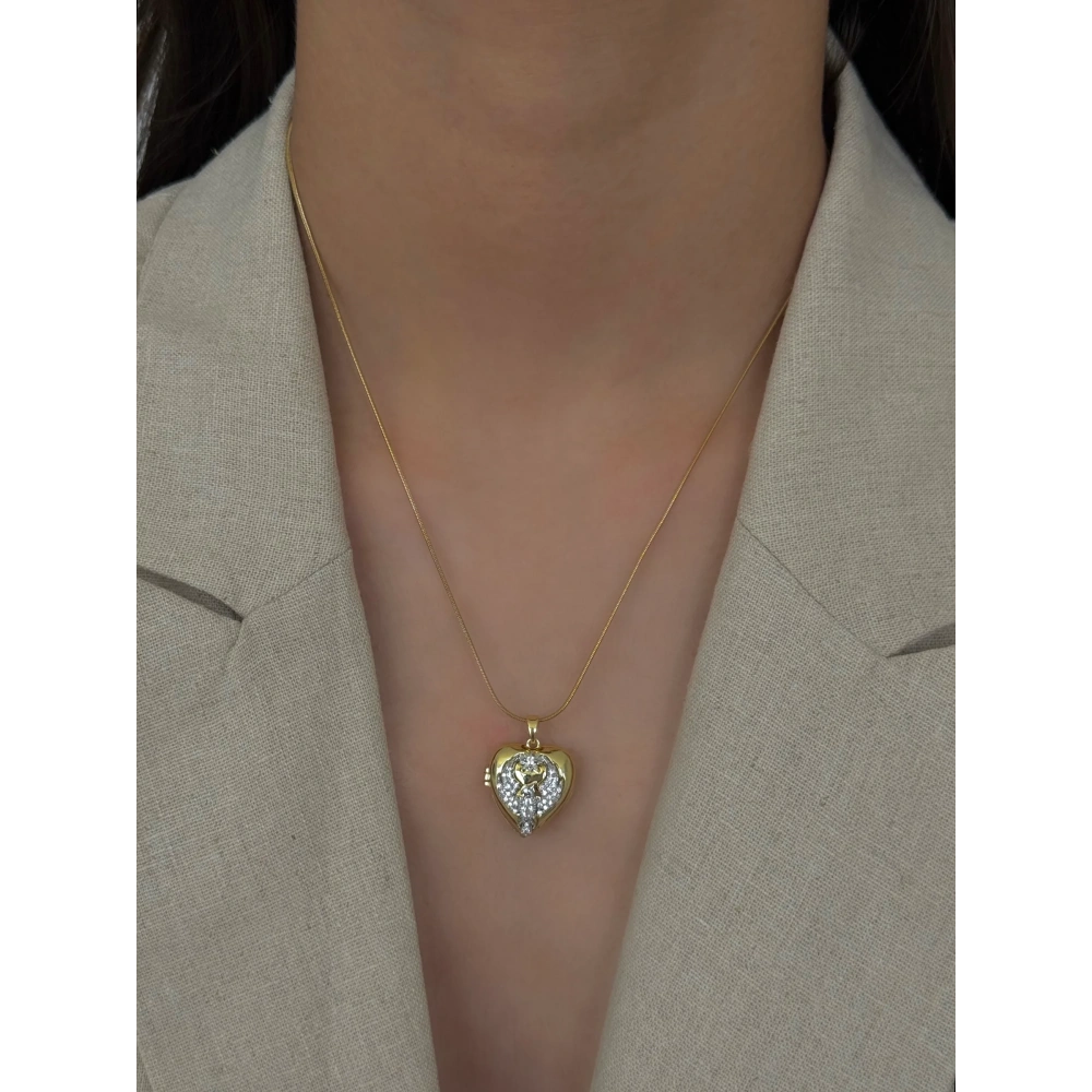 Çelik Kapaklı Kalpli Figür Kolye