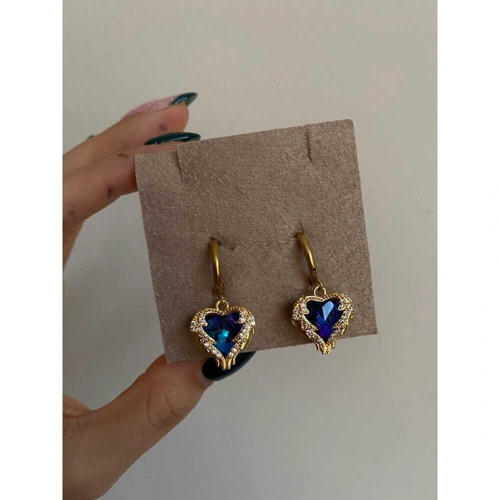 Çelik Mavi Melek Kanatlı Küpe