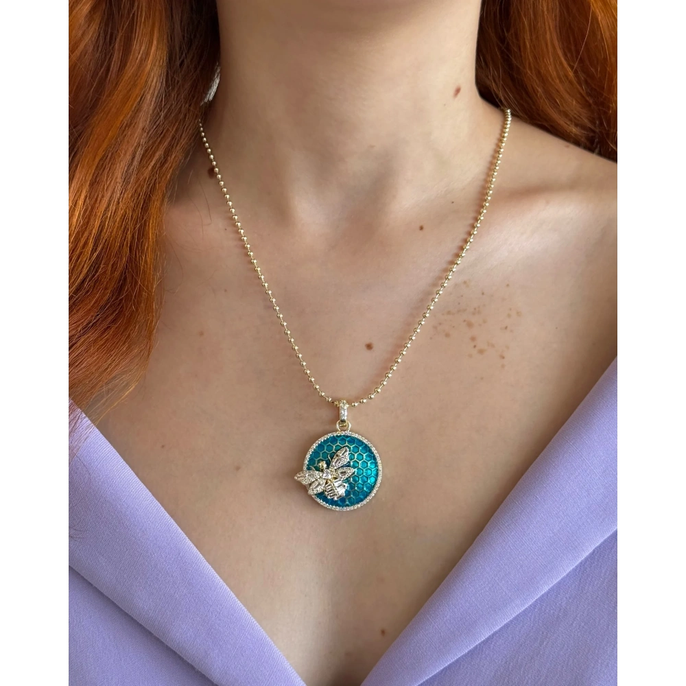 Çelik Mavi Mineli Arı Detay Kolye