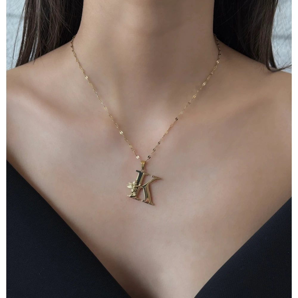 Çelik Melek Detaylı K Harfli Kolye