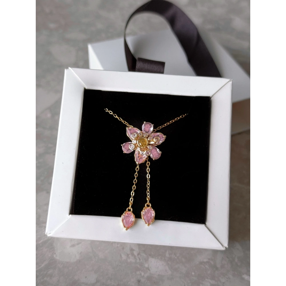 Çelik Pembe Çiçekli Kolye