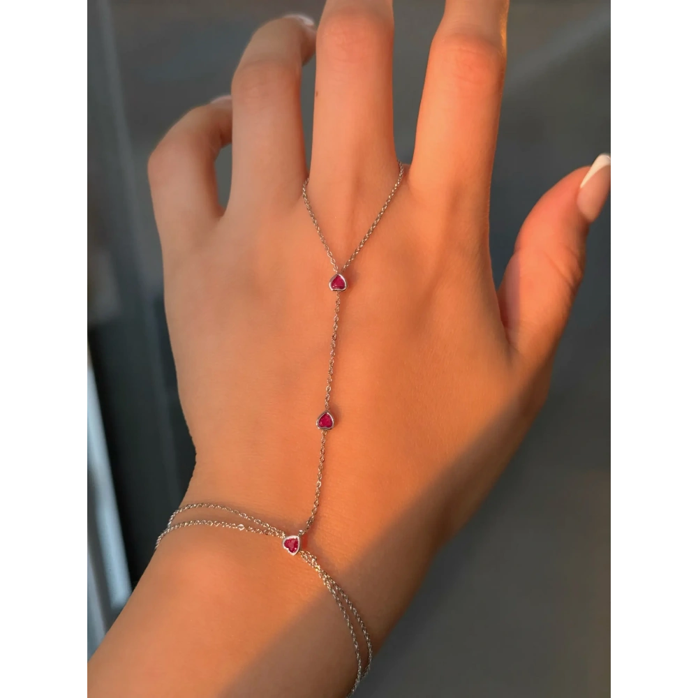 Çelik Pembe Kalpli Şahmeran