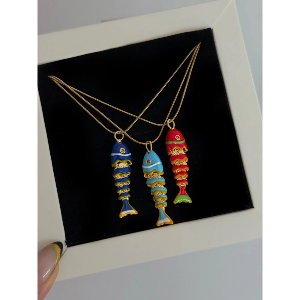 Çelik Renkli Balık Kolye