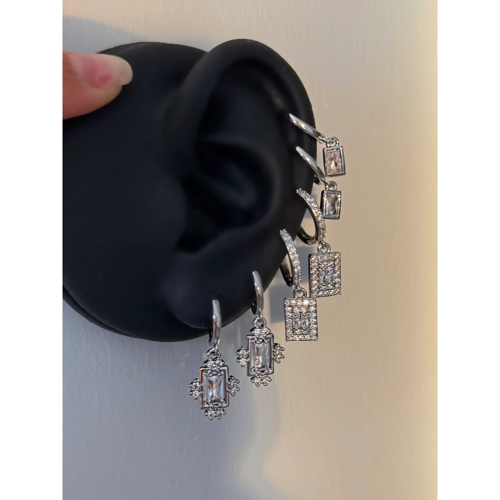 Çelik Silver Baget Taşlı 6 Lı Küpe Seti