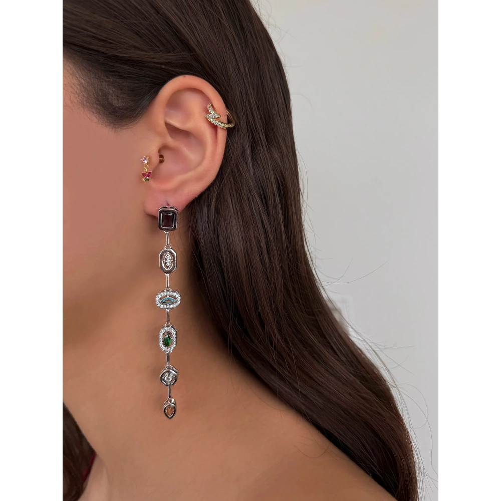 Çelik Silver Baget Taşlı Küpe