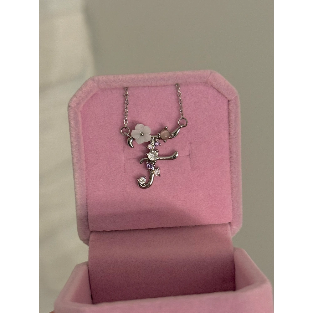 Çelik Silver Çiçekli F Harfli Kolye