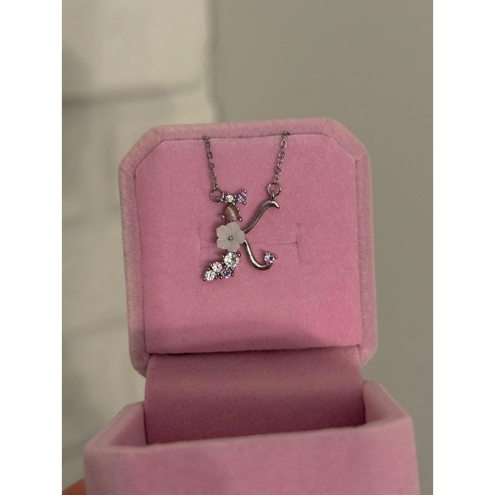 Çelik Silver Çiçekli K Harfli Kolye