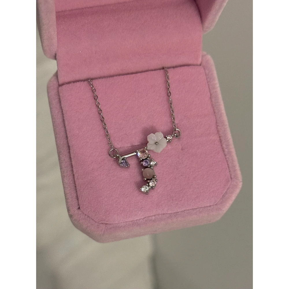 Çelik Silver Çiçekli T Harfli Kolye