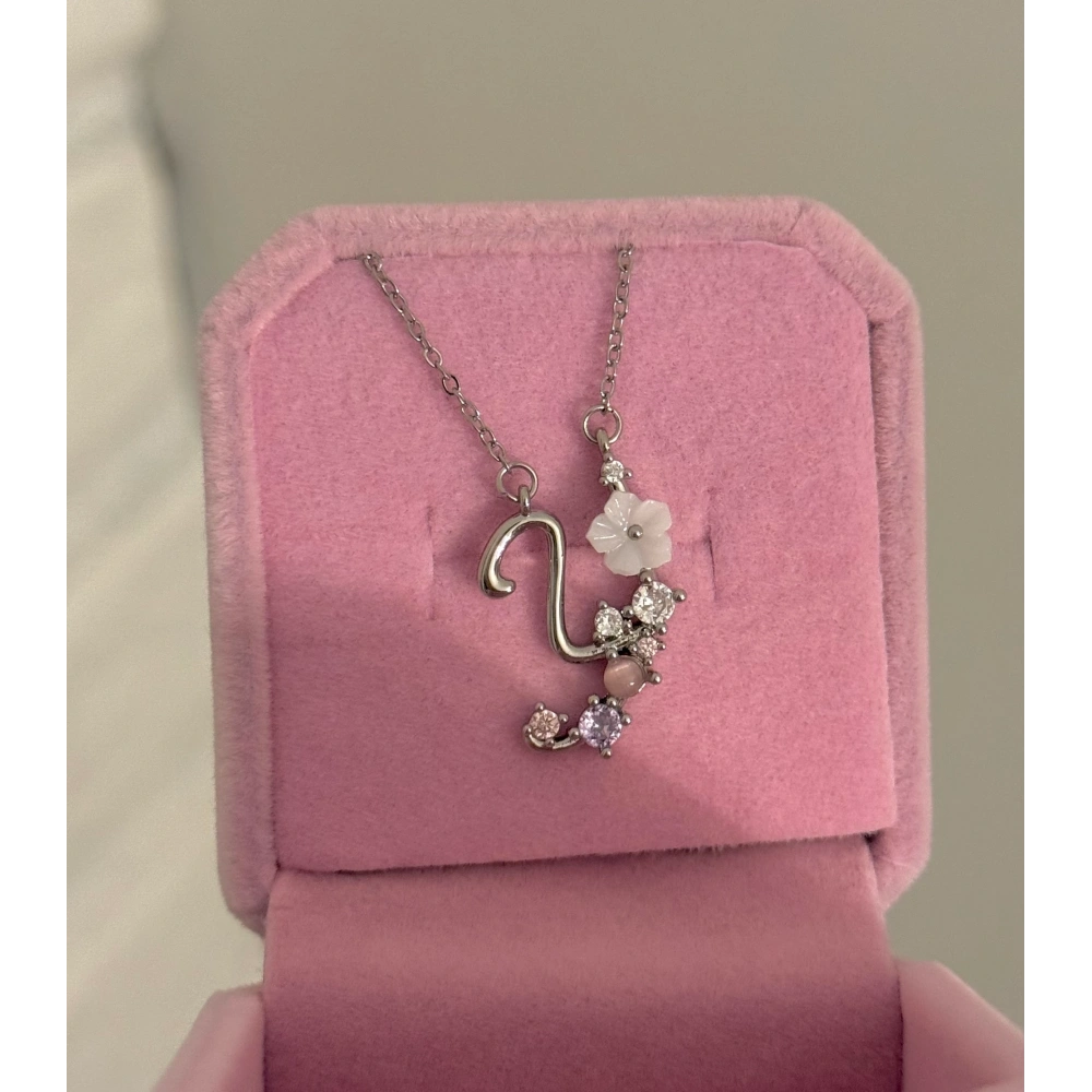 Çelik Silver Çiçekli Y Harfli Kolye