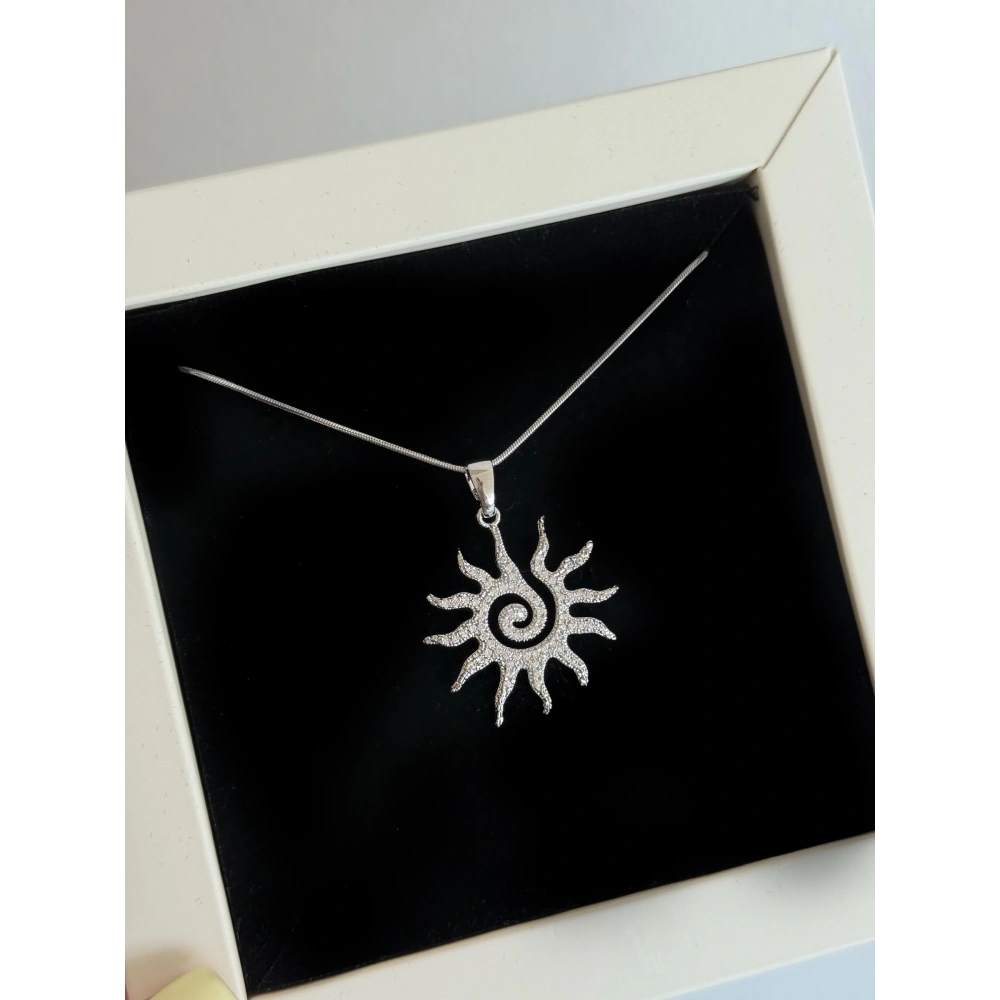 Çelik Silver Taşlı Güneş Kolye