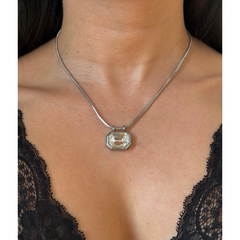 Çelik Tek Taş Kolye